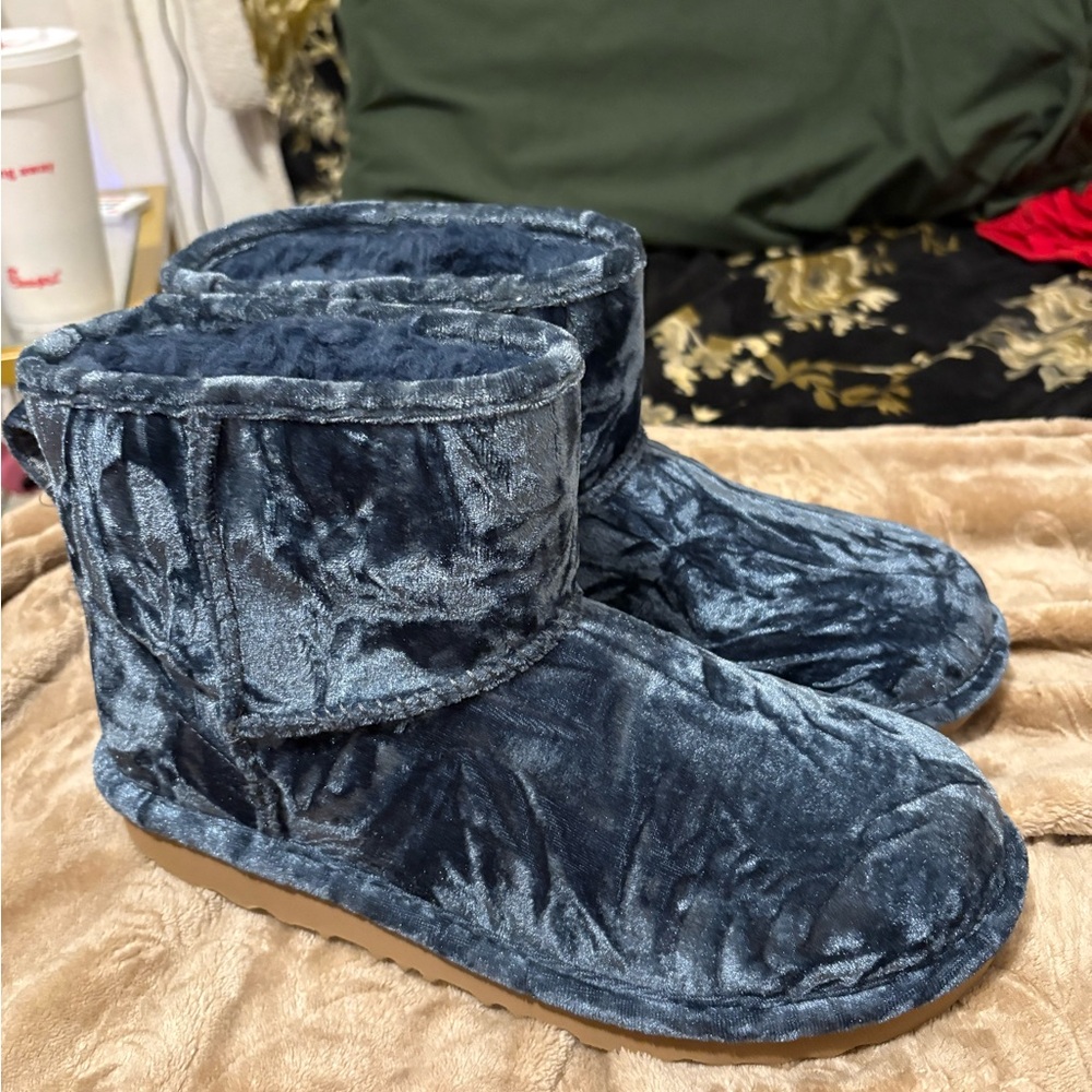 UGG boots - Picture 5 of 6